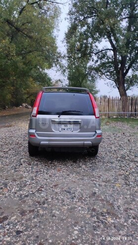 Nissan X-Trail 2001, 280,000 km - 2.0 l - Qusar
