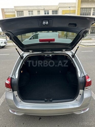 Toyota Corolla Fielder 2018, 140,000 km - 1.5 l - Bakı