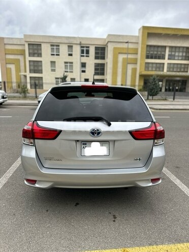 Toyota Corolla Fielder 2018, 140,000 km - 1.5 l - Bakı