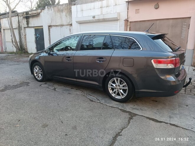 Toyota Avensis 2010, 210,000 km - 2.0 l - Bakı