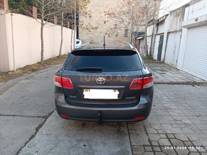 Toyota Avensis 2010, 210,000 km - 2.0 l - Bakı