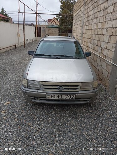Opel Astra 1997, 257,435 km - 1.6 l - Bakı
