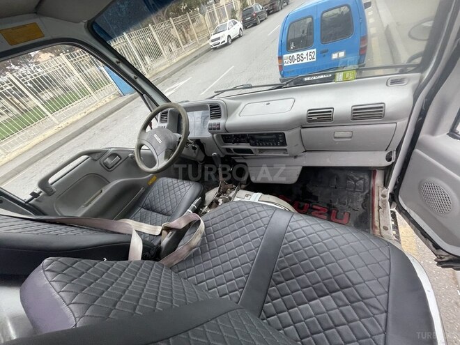 Isuzu NPR 66 L 2009, 200,000 km - 4.3 l - Bakı