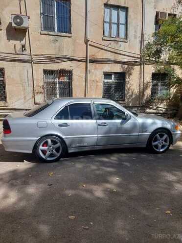 Mercedes C 220 d 2000, 597,000 km - 2.2 l - Bakı