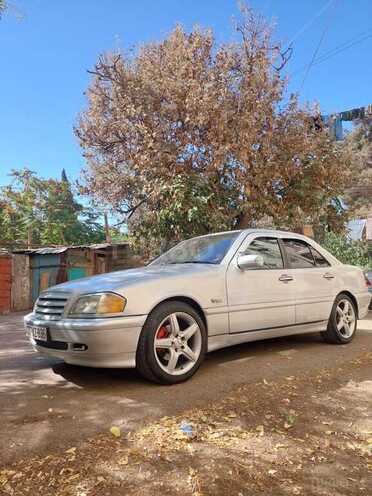 Mercedes C 220 d 2000, 597,000 km - 2.2 l - Bakı