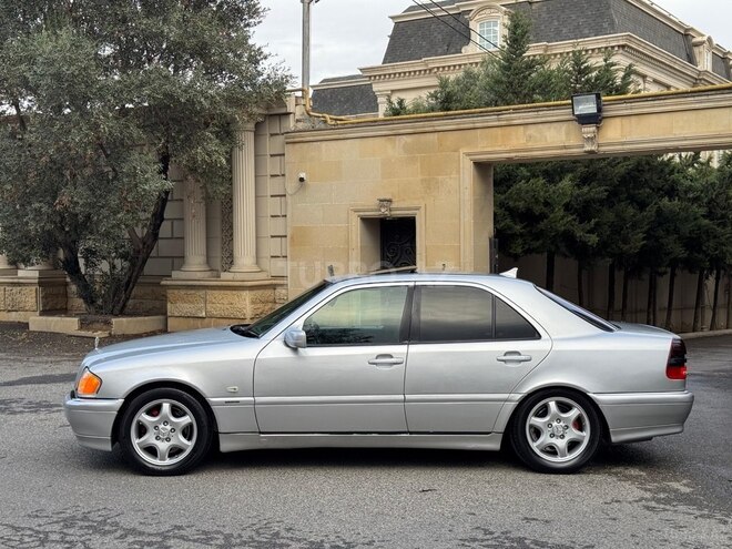 Mercedes C 230 1998, 320,000 km - 2.3 l - Bakı