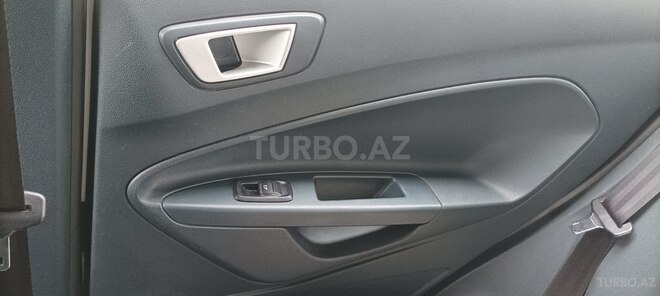 Ford Fiesta 2012, 137,000 km - 1.4 l - Bakı