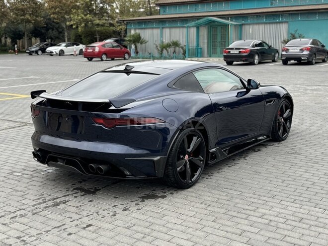 Jaguar F-Type-5