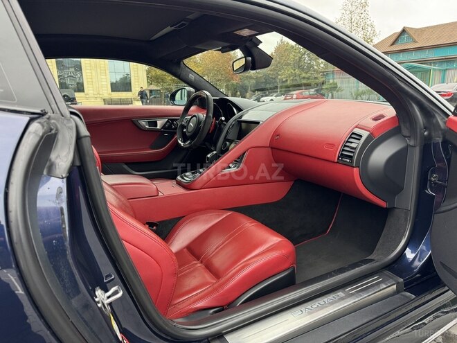 Jaguar F-Type-9