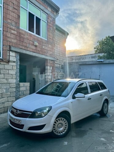 Opel Astra 2009, 193,000 km - 1.4 l - Mingəçevir
