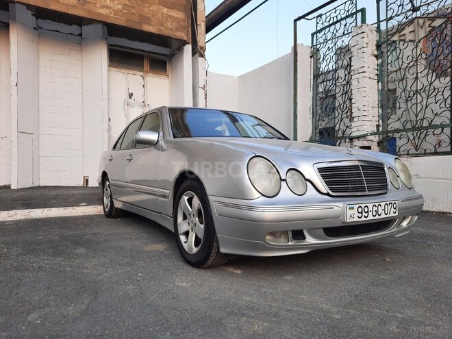 Mercedes E 220 d 2001, 650,000 km - 2.2 l - Bakı