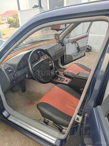 Mercedes C 180 1995, 243,810 km - 1.8 l - Bakı