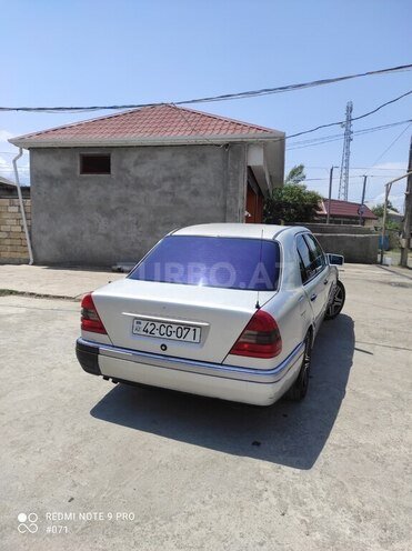 Mercedes C 220 1995, 300,000 km - 2.2 l - Lənkəran