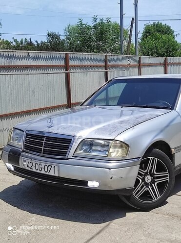 Mercedes C 220 1995, 300,000 km - 2.2 l - Lənkəran