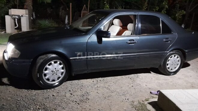 Mercedes C 220 d 1995, 999,990 km - 2.2 л - Masallı