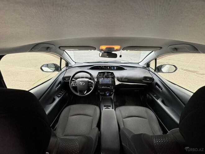 Toyota Prius 2019, 55,630 km - 1.8 l - Sumqayıt