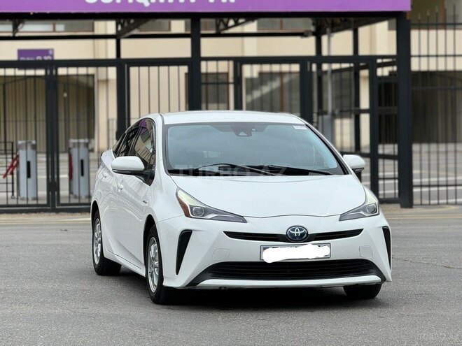 Toyota Prius 2019, 55,630 km - 1.8 l - Sumqayıt