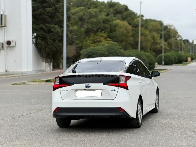 Toyota Prius 2019, 55,630 km - 1.8 l - Sumqayıt