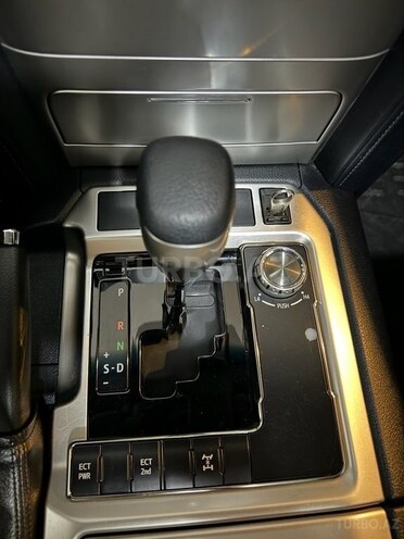 Toyota Land Cruiser 2018, 175,000 km - 4.0 л - Bakı