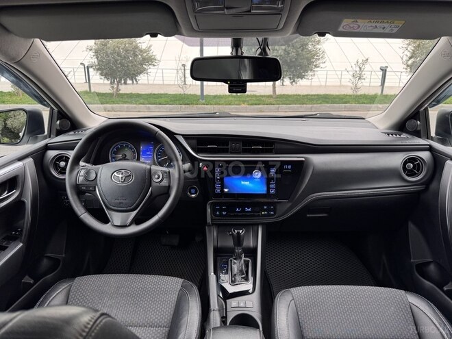 Toyota Corolla 2017, 115,400 km - 1.8 л - Sumqayıt