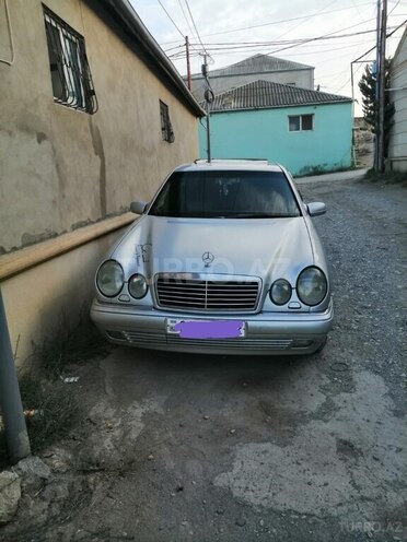 Mercedes E 240 1996, 465,406 km - 2.4 l - Bakı