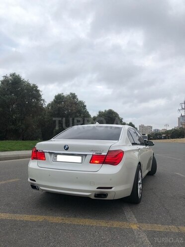 BMW 750 2009, 135,000 km - 4.4 л - Bakı