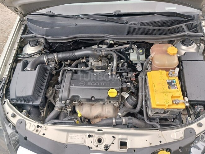 Opel Astra 2006, 255,000 km - 1.4 l - Gəncə