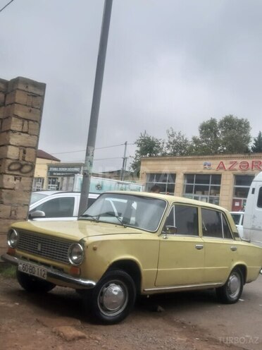 LADA (VAZ) 21011 1979, 52,000 km - 1.3 л - Tovuz