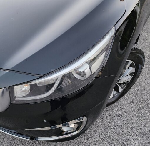 Kia Carnival 2015, 270,000 km - 2.2 l - Bakı