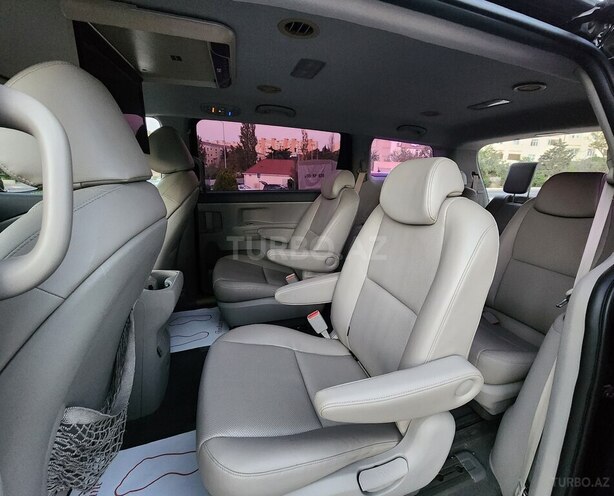 Kia Carnival 2015, 270,000 km - 2.2 l - Bakı