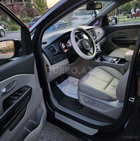 Kia Carnival 2015, 270,000 km - 2.2 l - Bakı