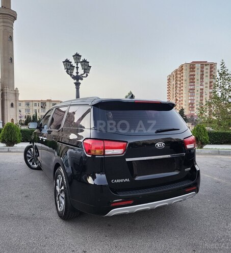Kia Carnival 2015, 270,000 km - 2.2 l - Bakı