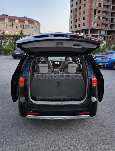 Kia Carnival 2015, 270,000 km - 2.2 l - Bakı