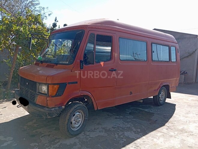 Mercedes 208 D 1990, 32,547 km - 2.0 л - Biləsuvar