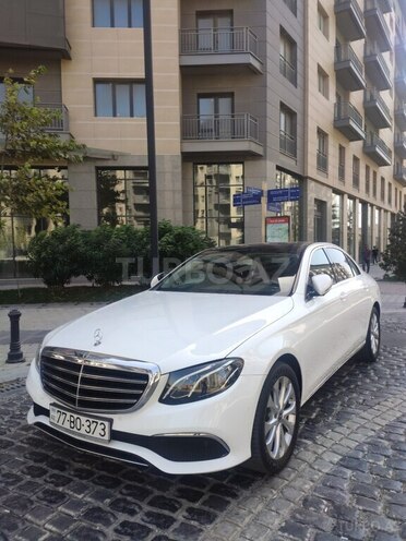 Mercedes E 200 d 2018, 68,000 km - 2.0 l - Bakı