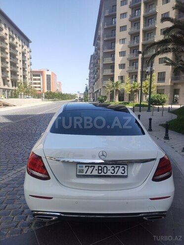 Mercedes E 200 d 2018, 68,000 km - 2.0 l - Bakı