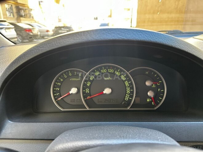 Kia Sorento 2006, 245,000 km - 3.8 l - Qəbələ