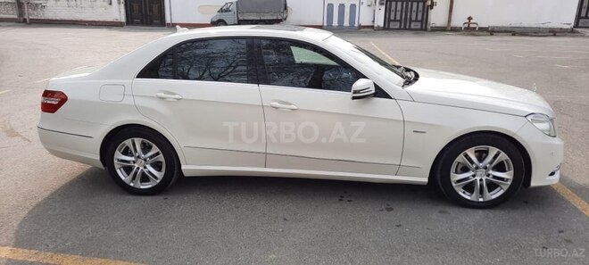Mercedes E 220 d 2010, 231,880 km - 2.2 l - Bakı