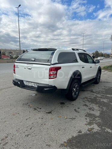 Mitsubishi L200 2015, 211,000 km - 2.5 l - Bakı