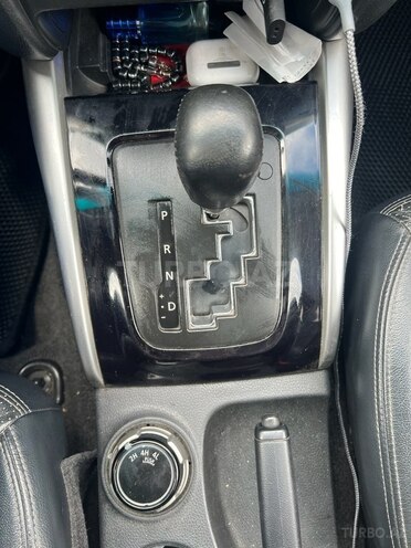 Mitsubishi L200 2015, 211,000 km - 2.5 l - Bakı