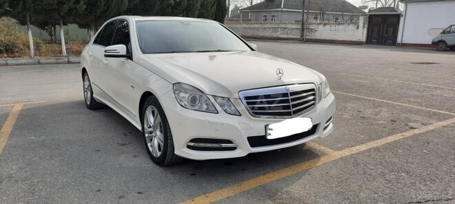 Mercedes E 220 d 2010, 231,880 km - 2.2 l - Bakı