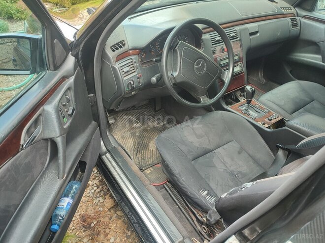 Mercedes E 320 1995, 450,000 km - 3.2 l - Bakı