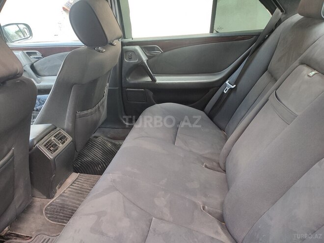 Mercedes E 320 1995, 450,000 km - 3.2 l - Bakı