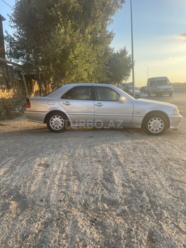 Mercedes C 200 2000, 278,000 km - 2.0 л - Bakı