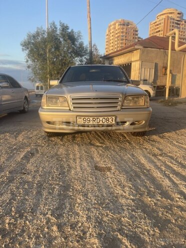 Mercedes C 200 2000, 278,000 km - 2.0 л - Bakı