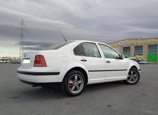 Volkswagen Bora 2001, 300,000 km - 1.4 l - Gəncə