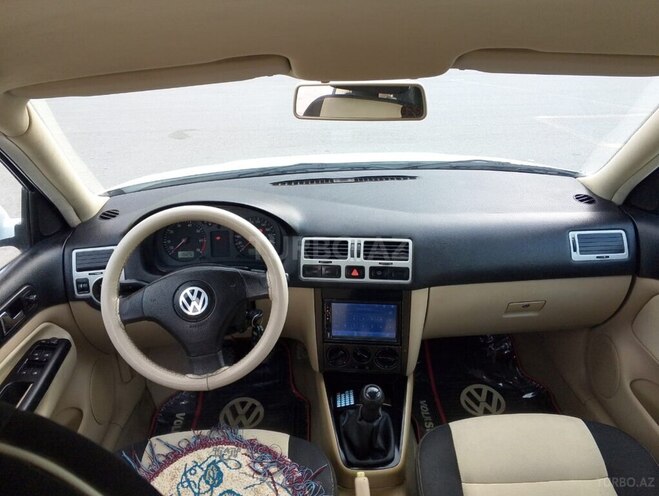 Volkswagen Bora 2001, 300,000 km - 1.4 l - Gəncə