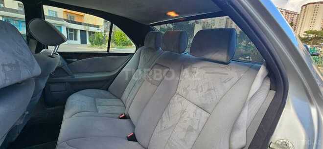 Mercedes E 280 1998, 345,234 km - 2.8 l - Bakı