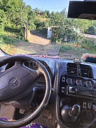Mercedes Vito 1998, 250,000 km - 2.3 l - Quba