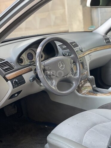 Mercedes E 220 d 2008, 318,680 km - 2.2 l - Bakı